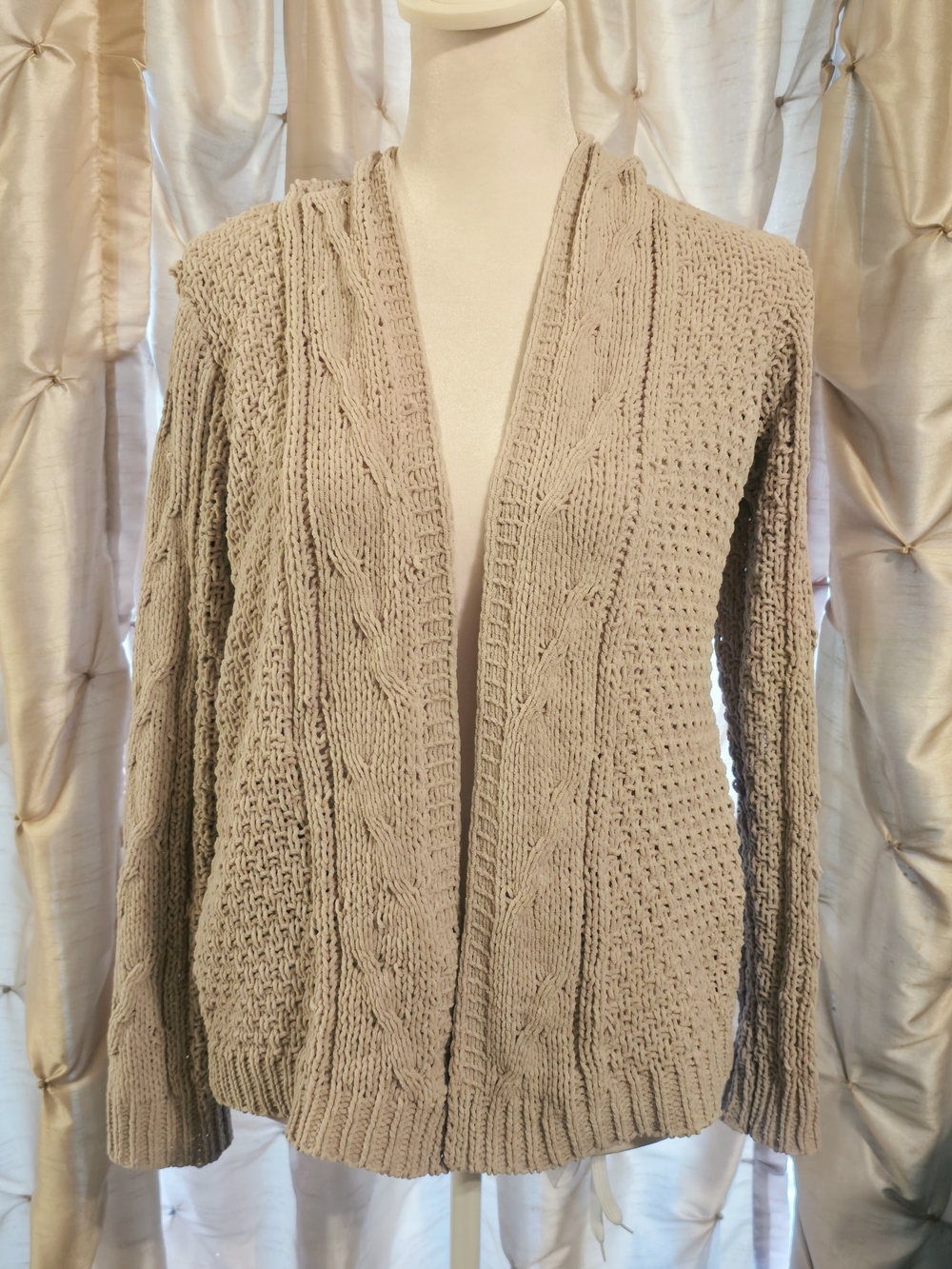 Woven Heart Cable Knit Open Cardigan - Taupe